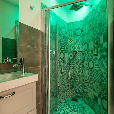 Frankie Charme 아파트 *