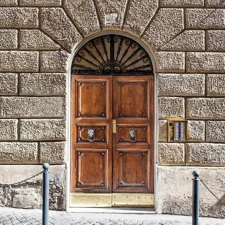 Frankie Charme 아파트